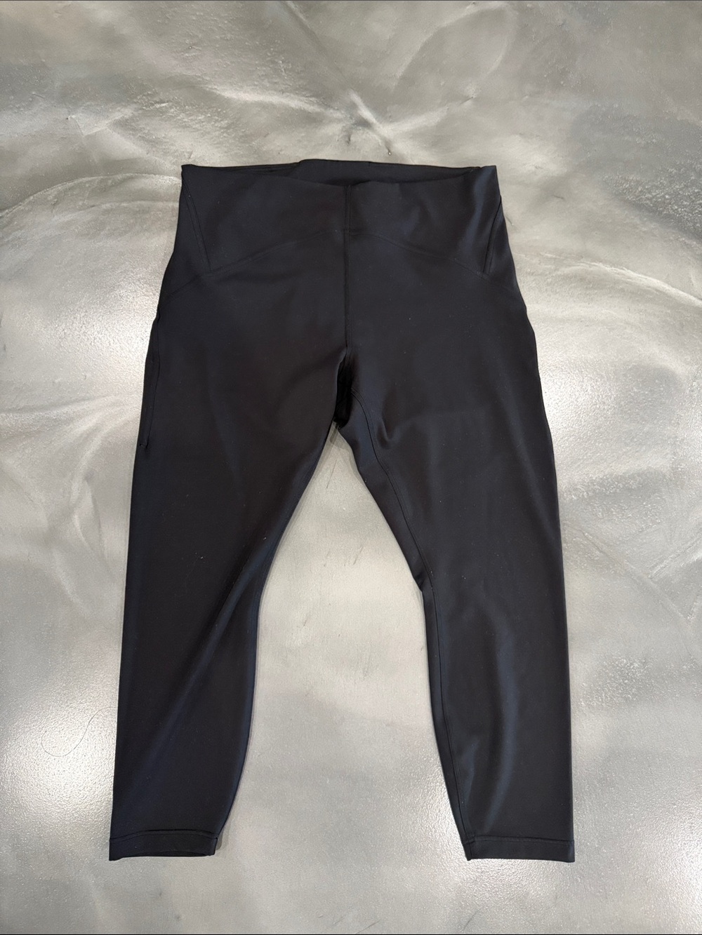 lululemon athletica Black High-Rise Cropped Leggings